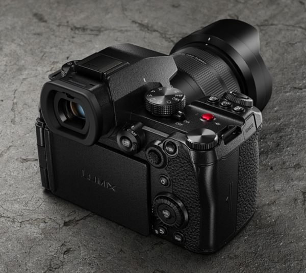 Опубликованы первые изображения камеры Panasonic Lumix G9 II