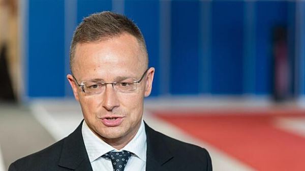 Глава МИД Венгрии Сийярто не поехал на организованную ЕС встречу в Киев