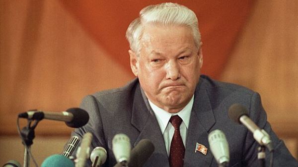 Стали известны последние слова Ельцина из письма Руцкому